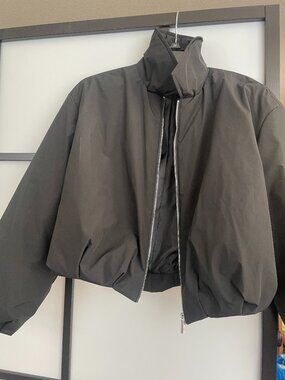 Zara light puffer jacket - XS